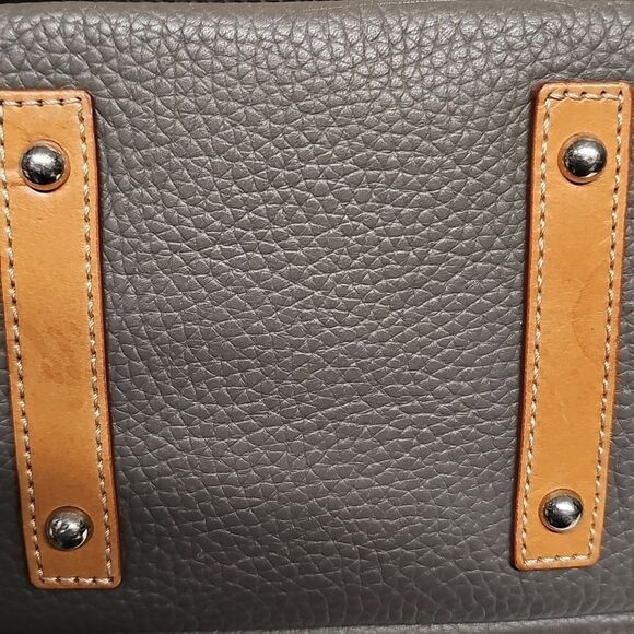 DOONEY & BOURKE LEATHER SHOULDER BAG BFPM-04-046 - Picture 6 of 10